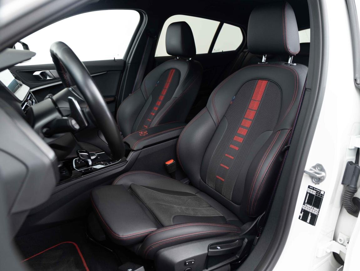 BMW Řada 1 Hatchback 2,0 l 195 kw