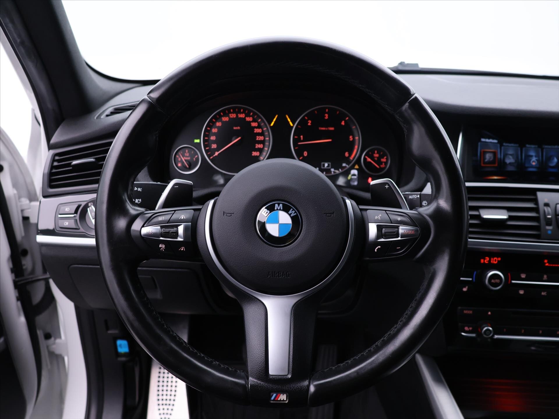 BMW X3 Kombi 3,0 l 190 kw