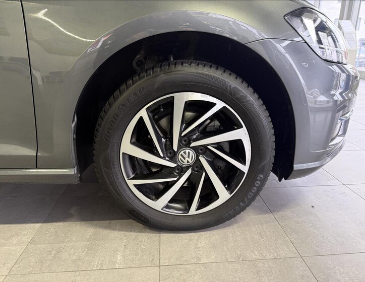 Volkswagen Golf Kombi 999,0 85 kw