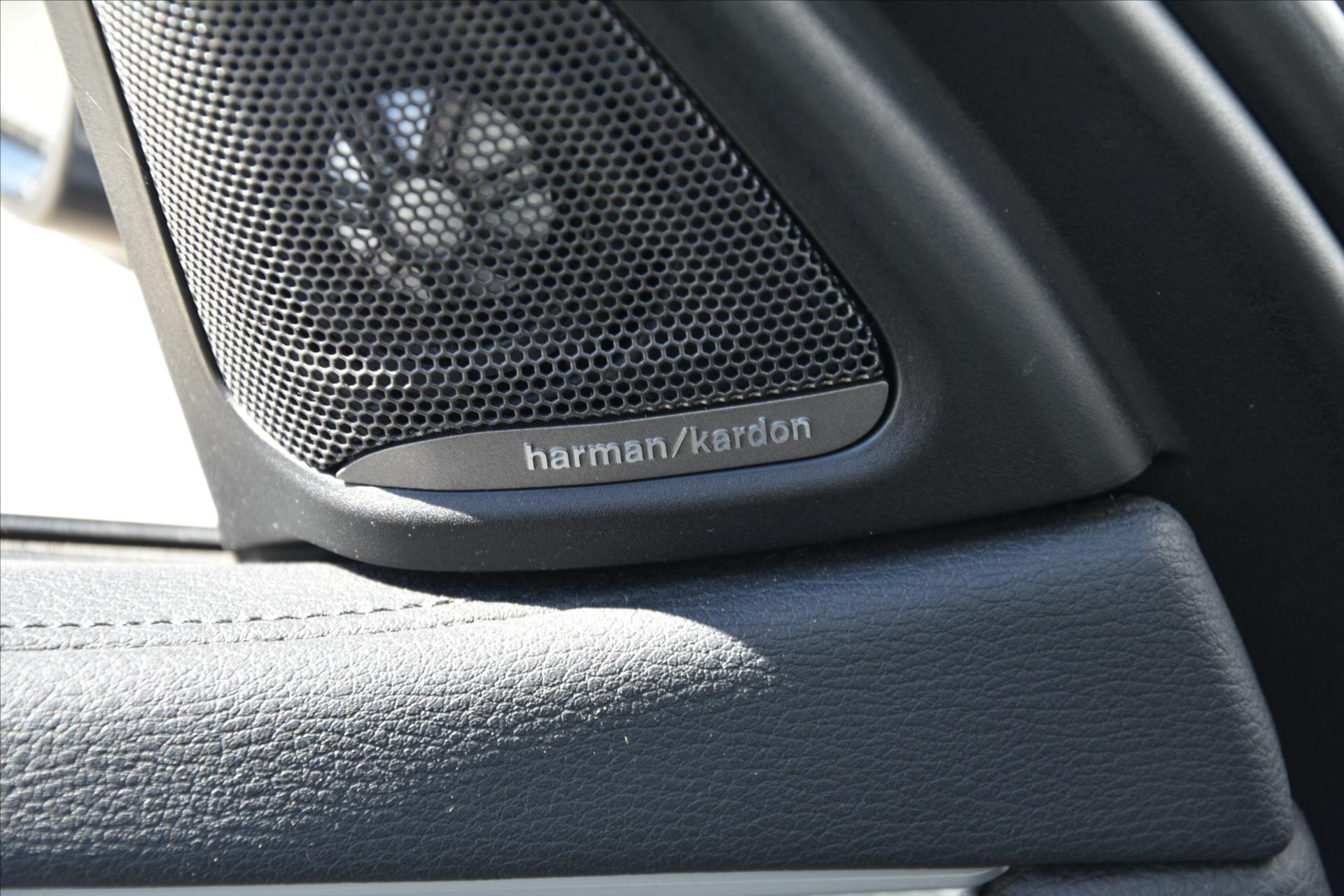 BMW X6 SUV / Terénní 3,0 l 190 kw