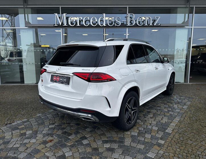 Mercedes-Benz GLE SUV 2,0 l 143 kw