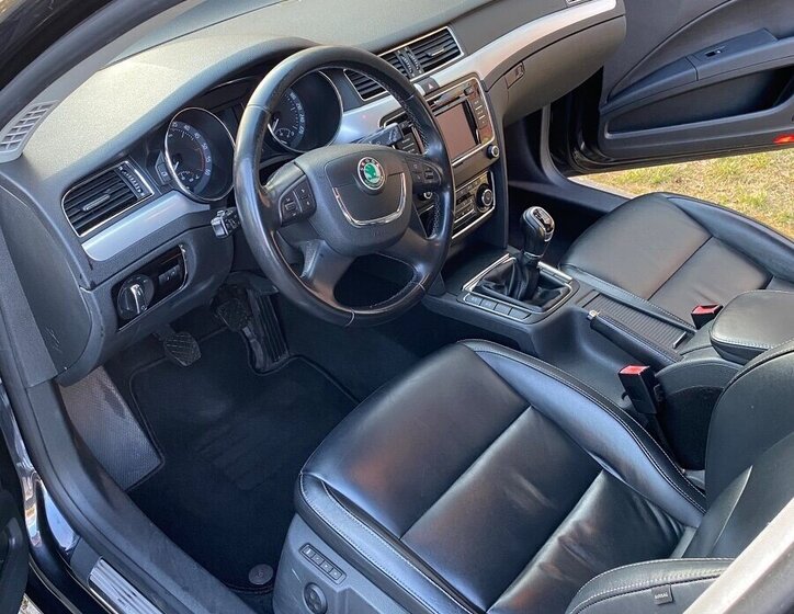 Škoda Superb Kombi 0,0 125 kw