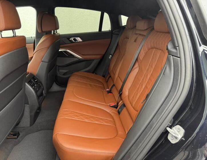 BMW X6 7