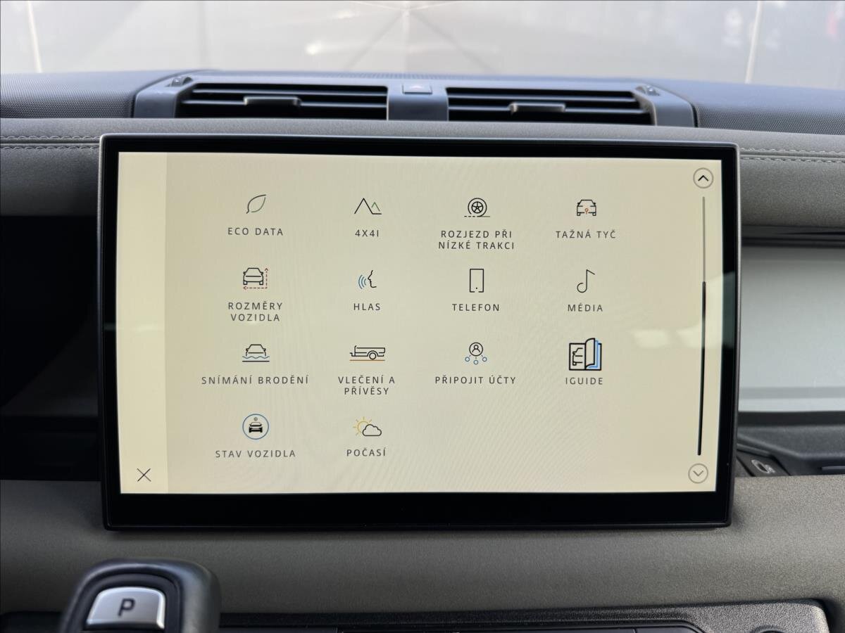 Land Rover Defender SUV 3,0 l 183 kw