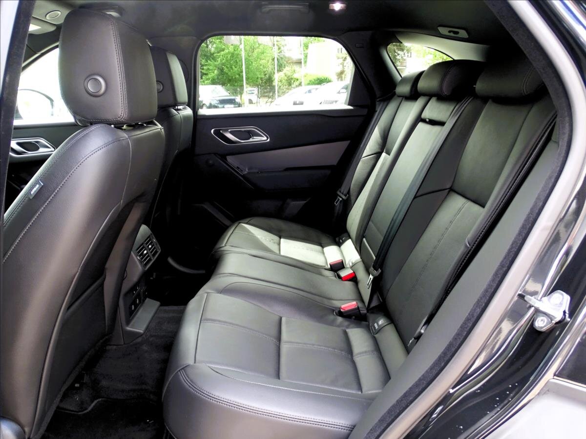 Land Rover Range Rover Velar SUV / Terénní 2,0 l 150 kw