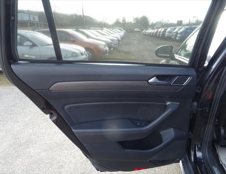 Volkswagen Passat Kombi 2,0 l 140 kw