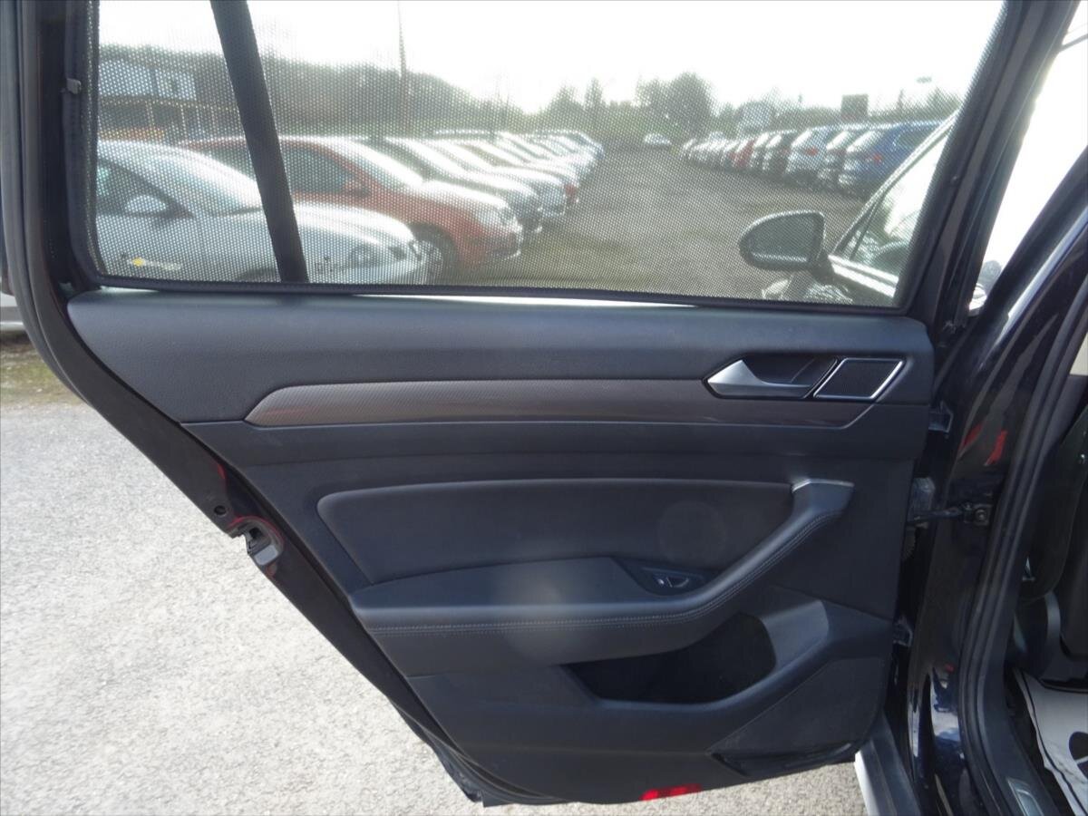 Volkswagen Passat Kombi 2,0 l 140 kw