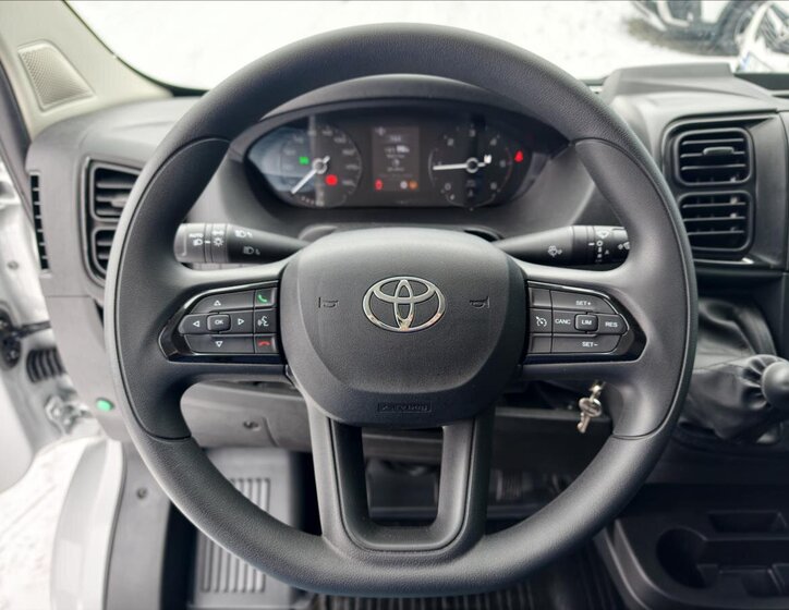 Toyota Proace Max Valník 2,2 l 103 kw