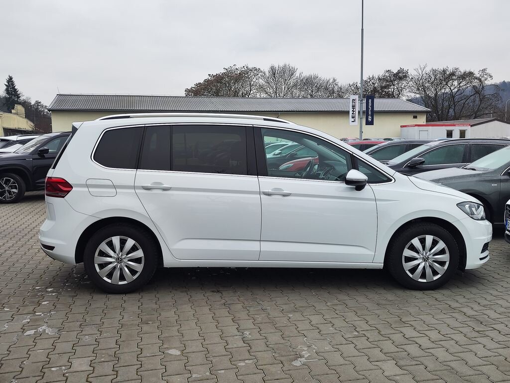 Volkswagen Touran MPV 1,5 l 110 kw