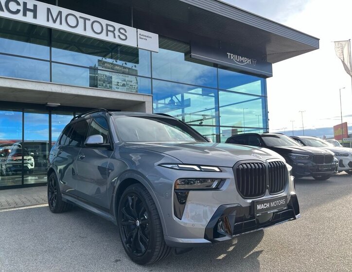 BMW X7 SUV / Terénní 3,0 l 280 kw