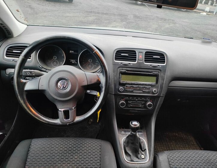 Volkswagen Golf Kombi 1,6 l 75 kw