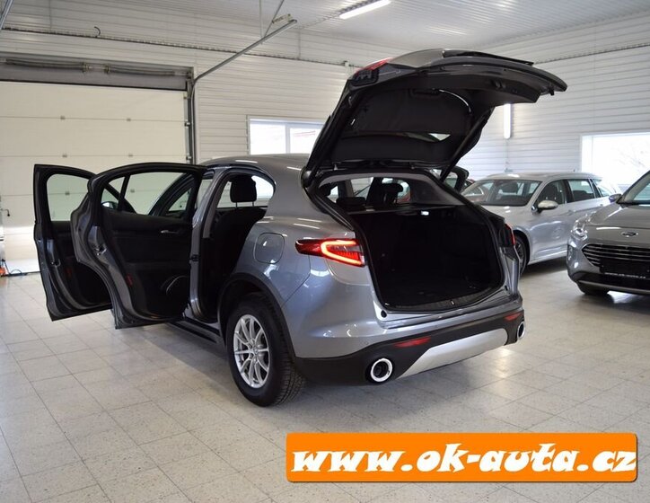 Alfa Romeo Stelvio SUV 0,0 150 kw