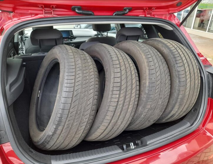 Hyundai i30 Hatchback 1,5 l 118 kw