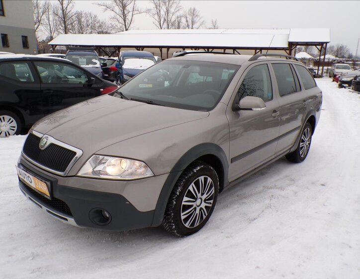 Škoda Octavia Kombi 2,0 l 103 kw