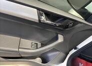 Škoda Rapid Hatchback 999,0 81 kw