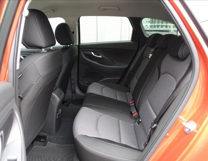 Hyundai i30 Kombi 998,0 84 kw