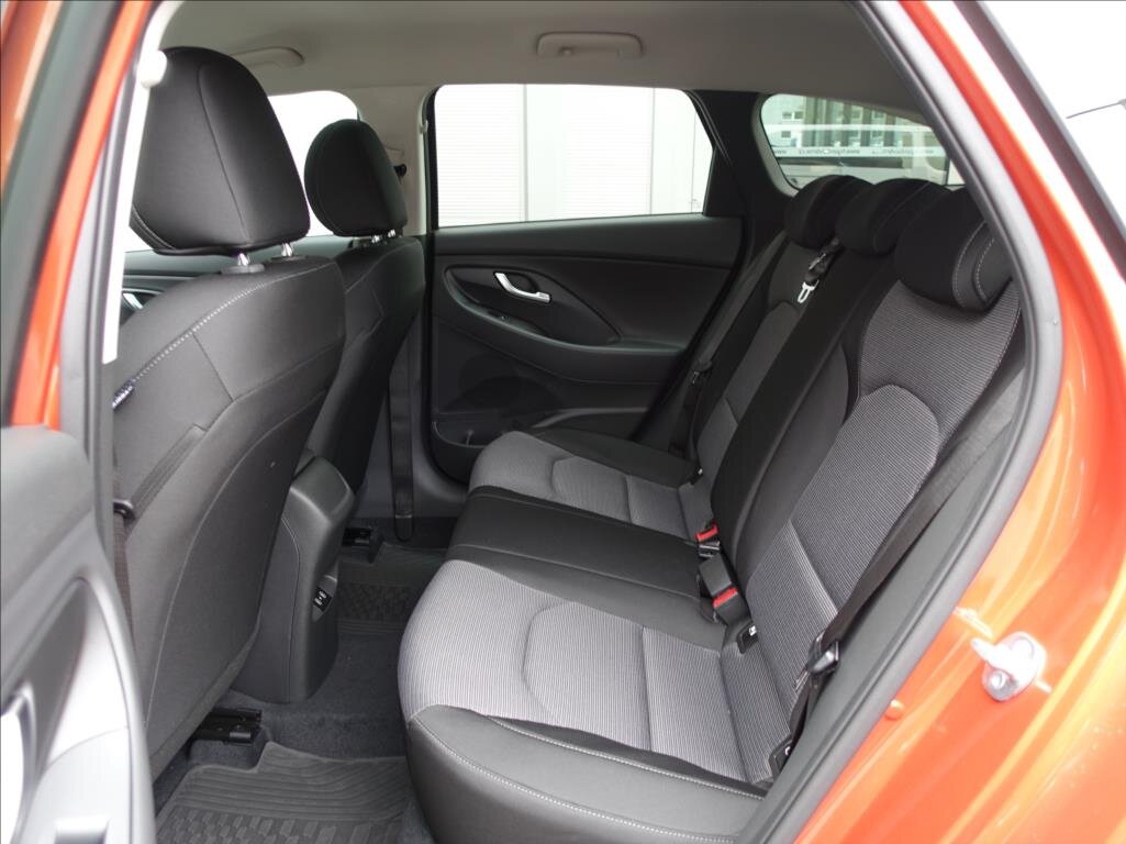 Hyundai i30 Kombi 998,0 84 kw