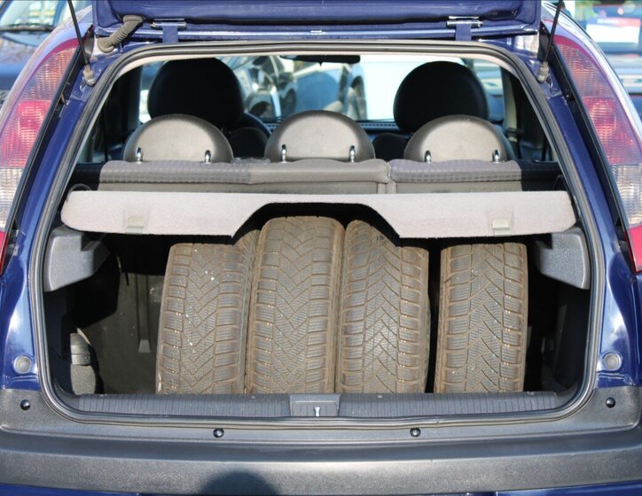 Opel Corsa Hatchback 973,0 43 kw