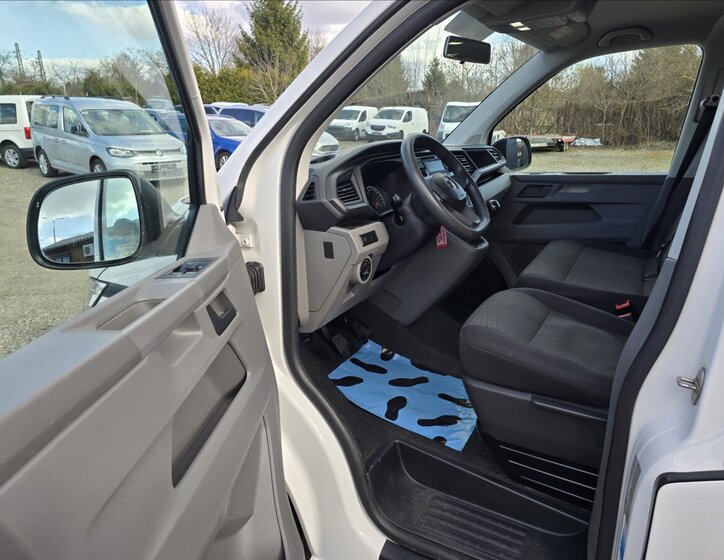 Volkswagen Transporter VAN / Minibus 2,0 l 810 kw
