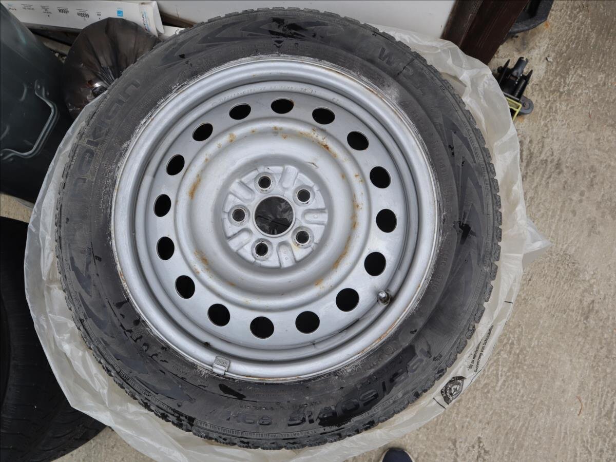 Toyota Urban Cruiser Hatchback 1,3 l 74 kw