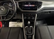 Volkswagen T-Roc SUV / Terénní 2,0 l 140 kw