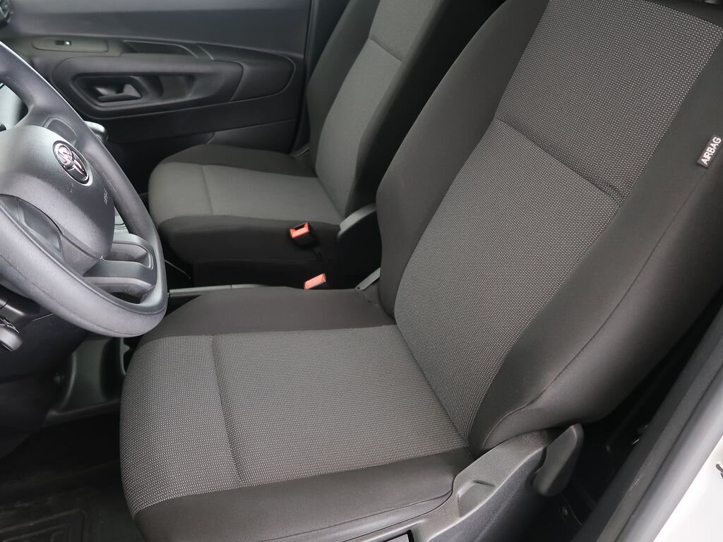 Toyota ProAce Skříň 1,5 l 75 kw