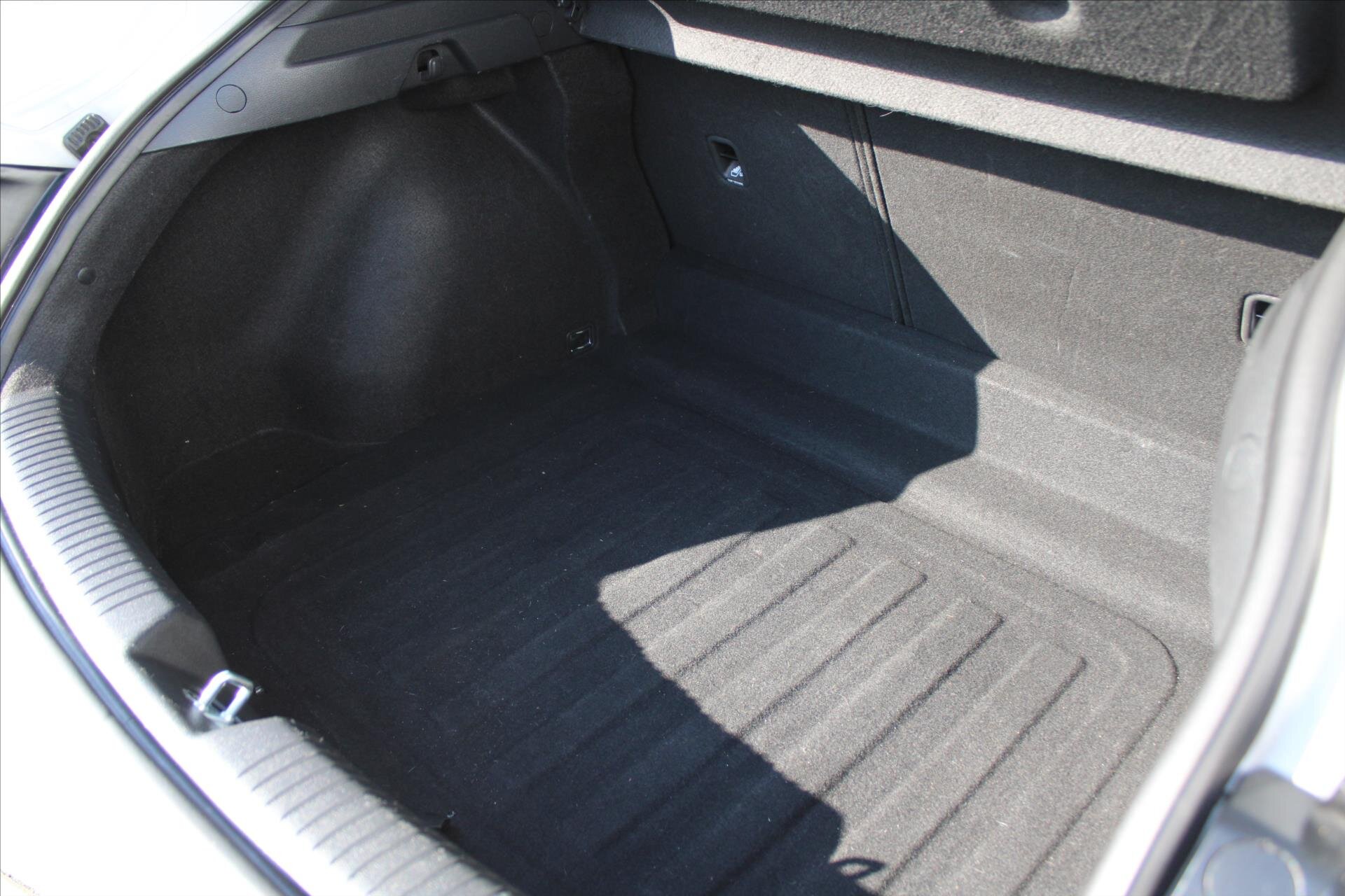 Hyundai i30 Hatchback 998,0 88 kw