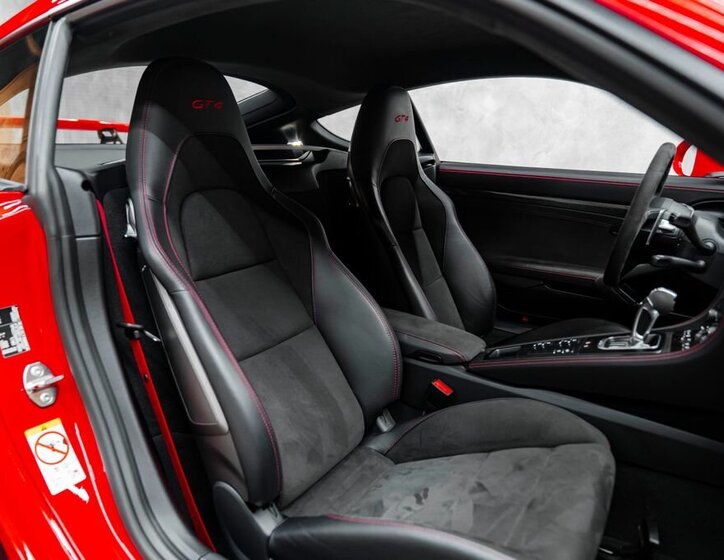 Porsche 718 Hatchback 4,0 l 309 kw