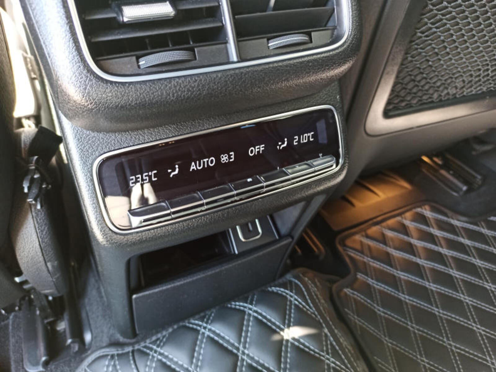 Mercedes-Benz GLS 13