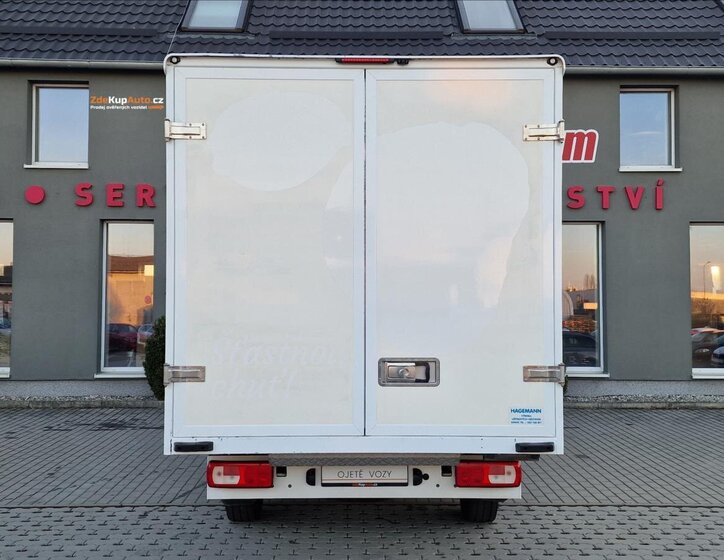 Volkswagen Crafter Skříň 2,0 l 103 kw