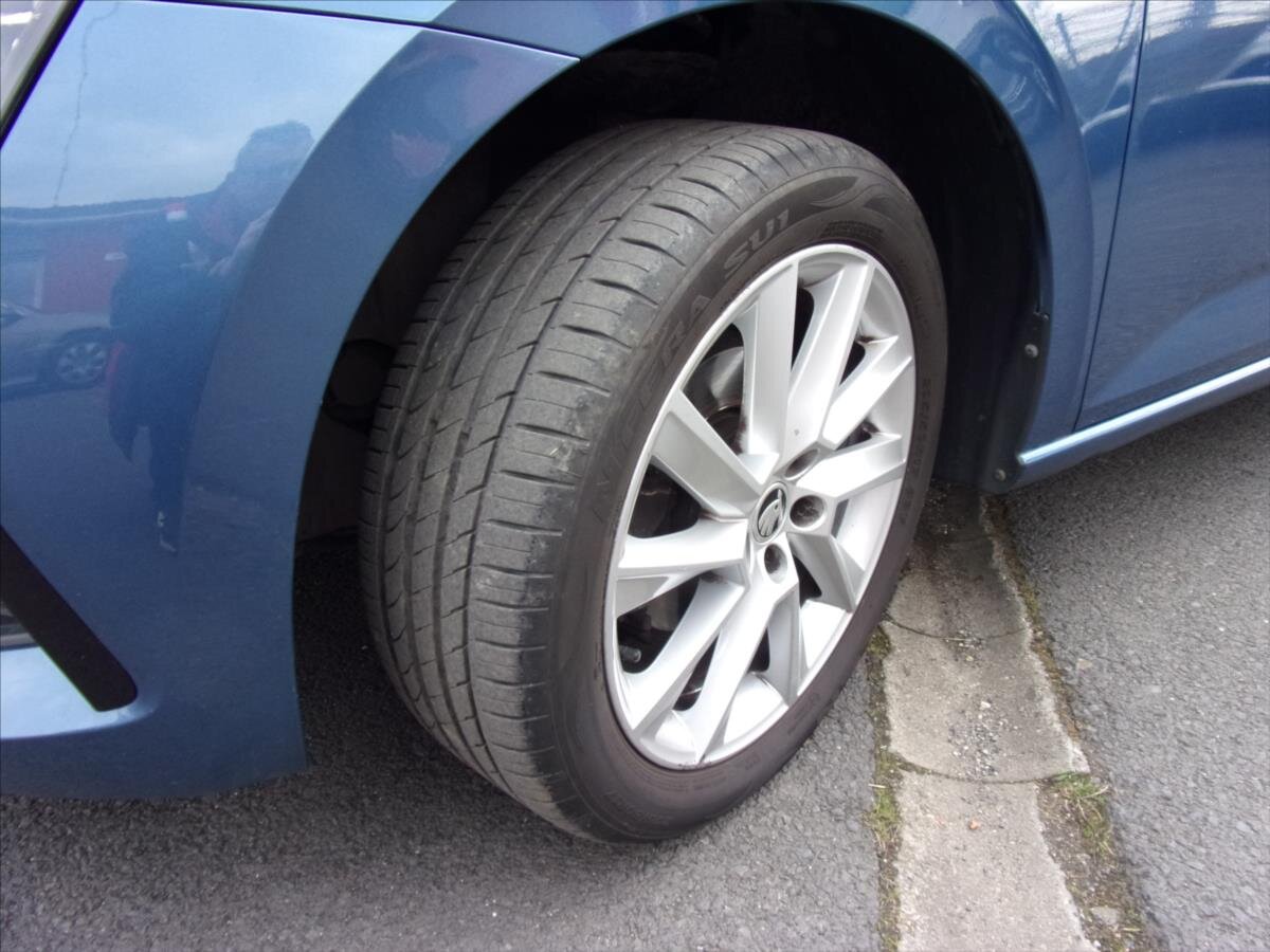 Škoda Scala Hatchback 1,5 l 110 kw