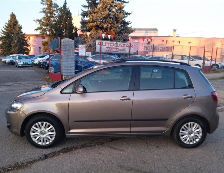 Volkswagen Golf Plus 8