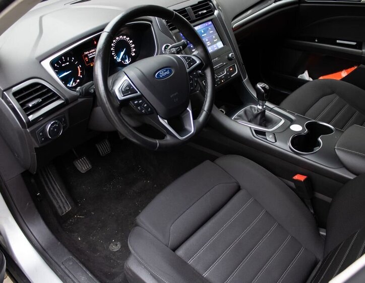 Ford Mondeo Kombi 2,0 l 88 kw