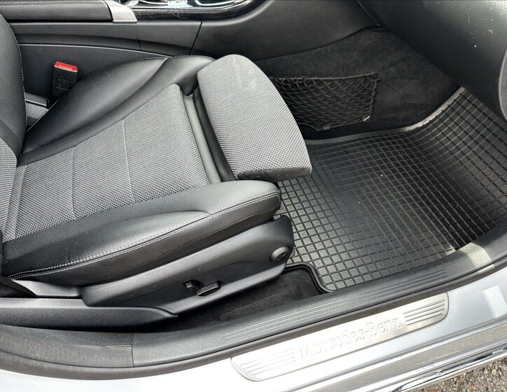 Mercedes-Benz Třídy C Sedan 1,6 l 115 kw