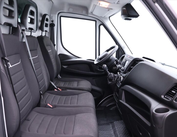 Iveco Daily Skříň 2,3 l 115 kw