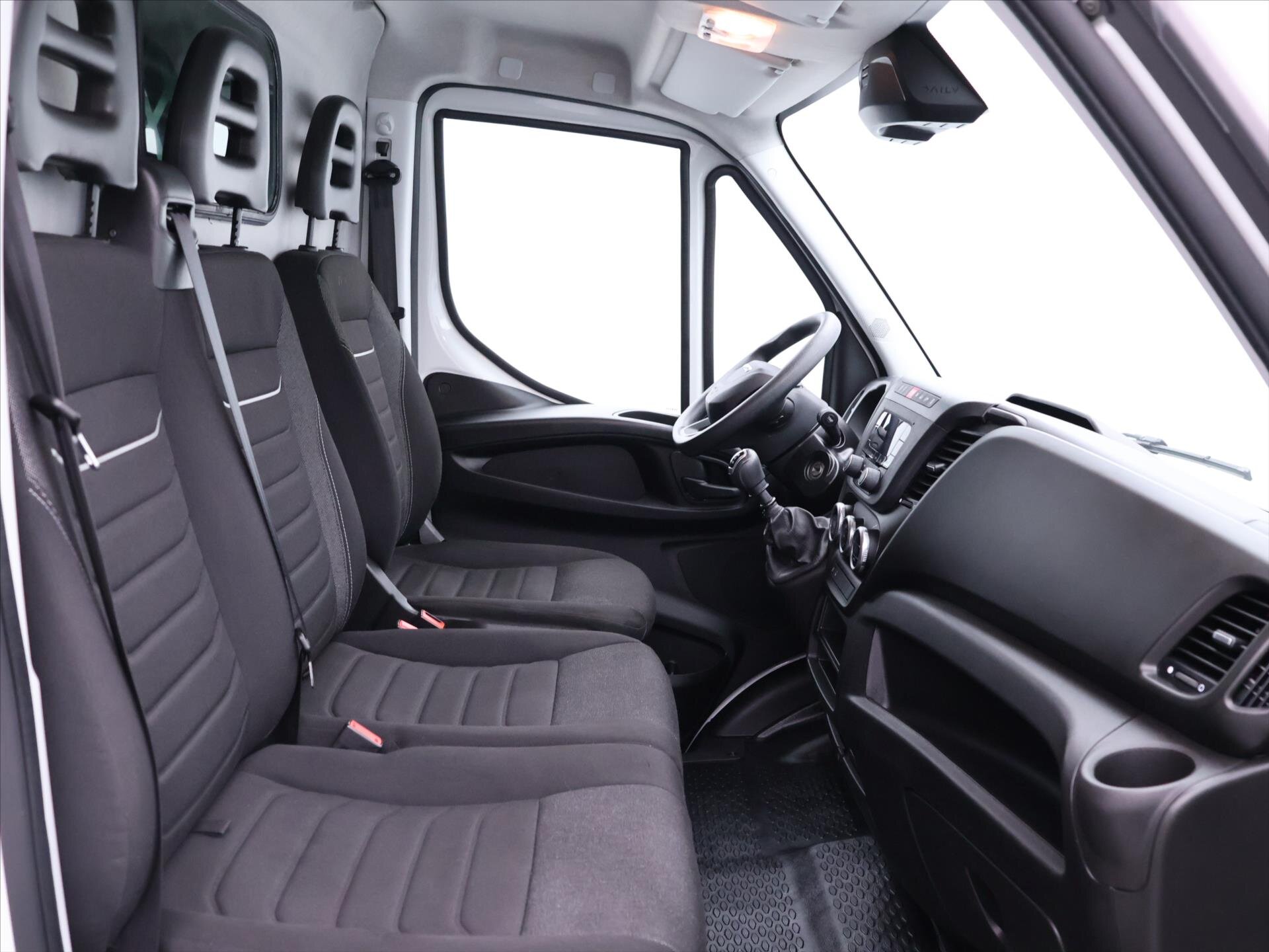 Iveco Daily Skříň 2,3 l 115 kw