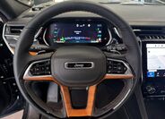 Jeep Grand Cherokee 9