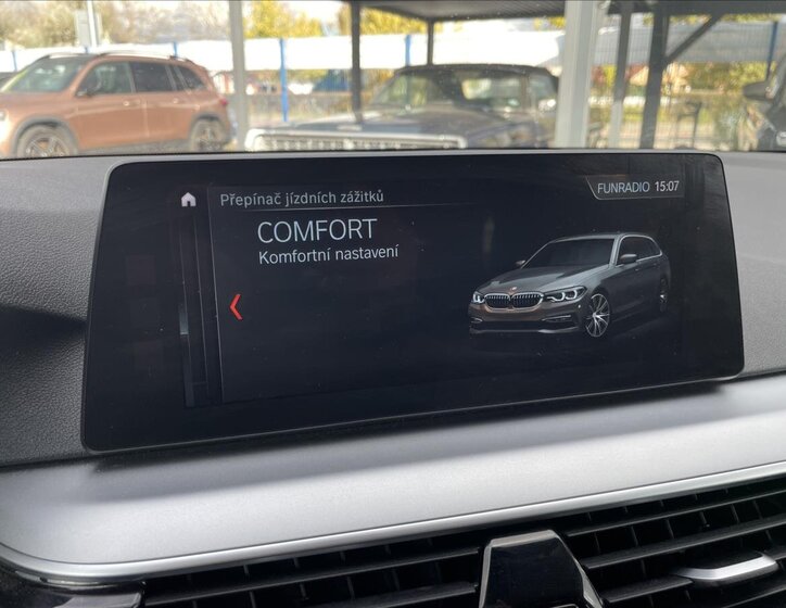 BMW Řada 5 Kombi 2,0 l 140 kw