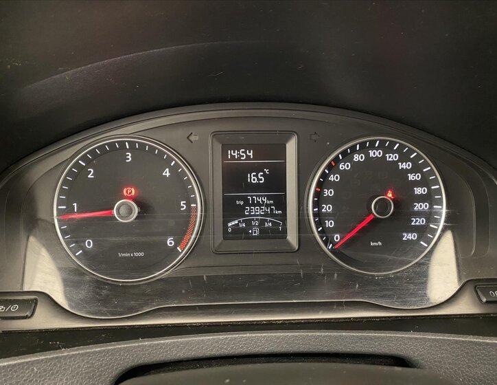 Volkswagen Transporter 9