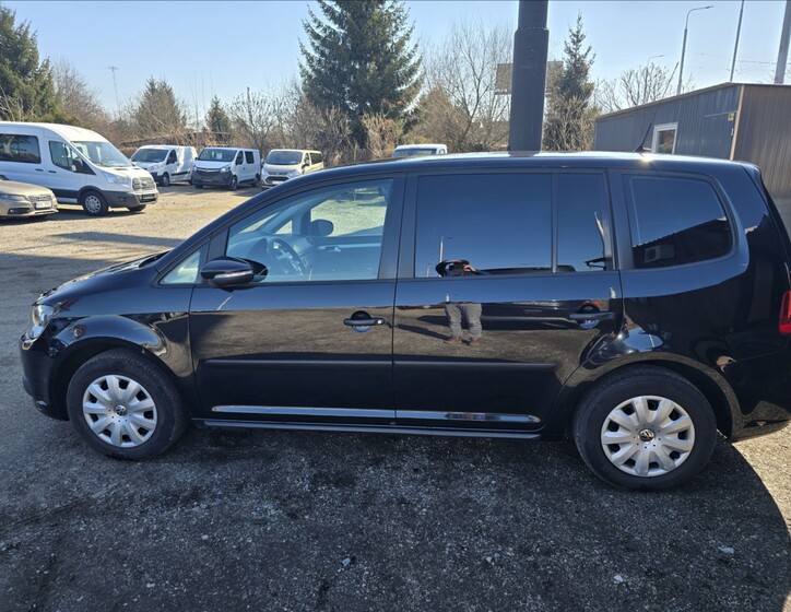 Volkswagen Touran 7