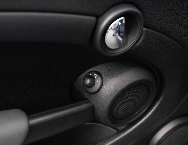 Mini Cooper Hatchback 1,4 l 70 kw