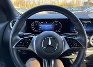 Mercedes-Benz GLA 11