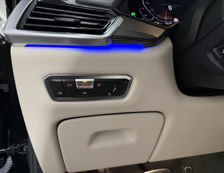 BMW X6 Sedan / Limuzína 3,0 l 250 kw