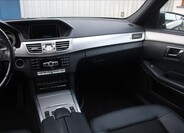 Mercedes-Benz Třídy E 17