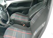 Peugeot 108 10