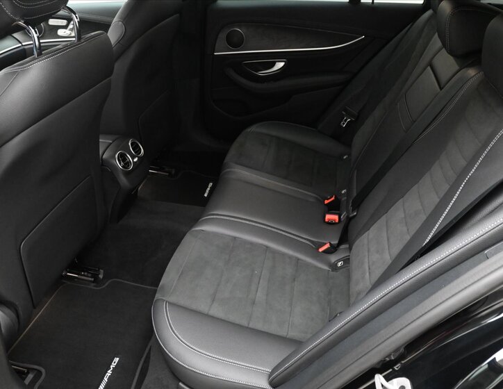 Mercedes-Benz Třídy E Kombi 2,0 l 147 kw