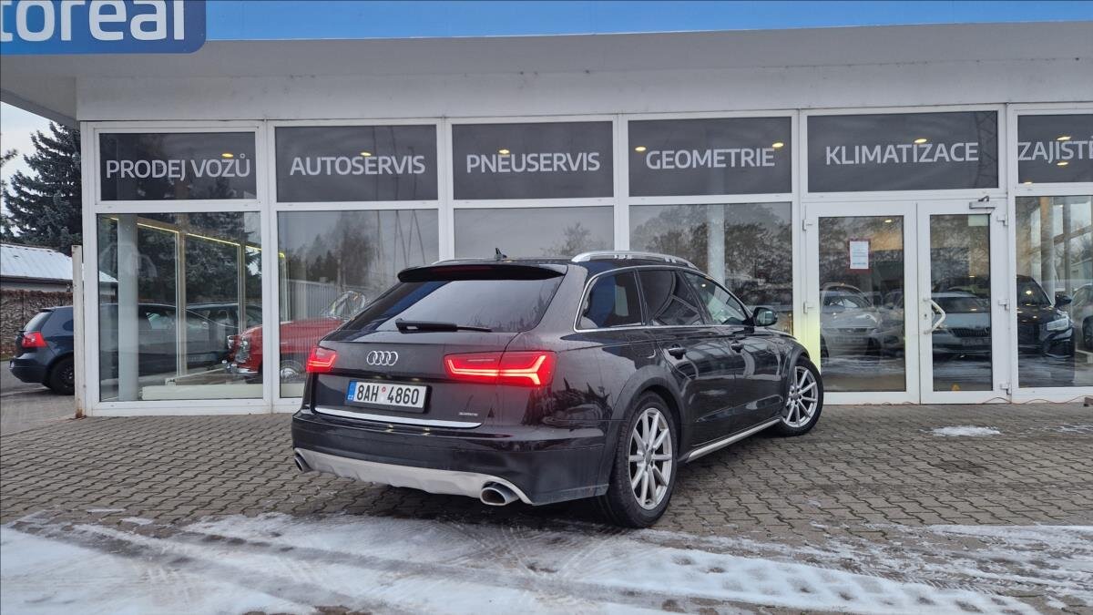 Audi A6 Allroad Kombi 3,0 l 235 kw