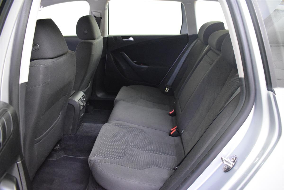 Volkswagen Passat Kombi 2,0 l 81 kw