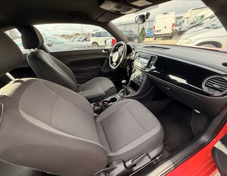 Volkswagen Beetle Kupé 1,6 l 77 kw