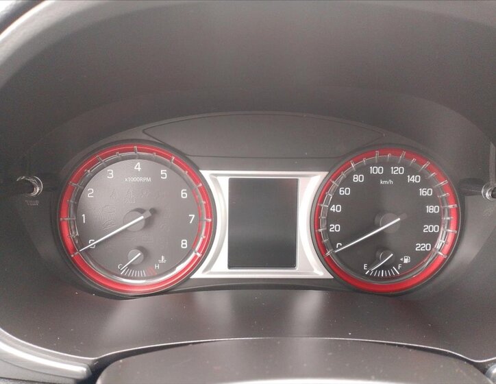 Suzuki Vitara SUV 1,4 l 103 kw